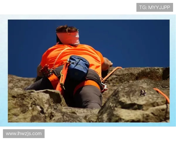 武汉攀岩队战术探讨：聚焦攀岩技巧与团队协作的完美结合