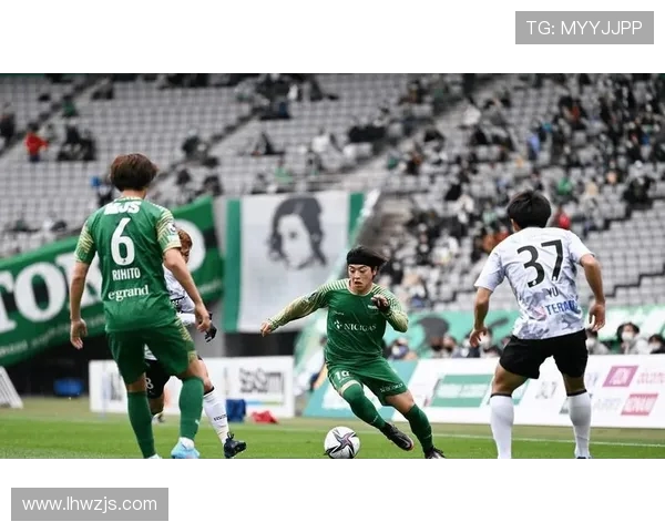 东京绿茵与泽维的激烈对决揭示足球战术与团队协作的完美结合