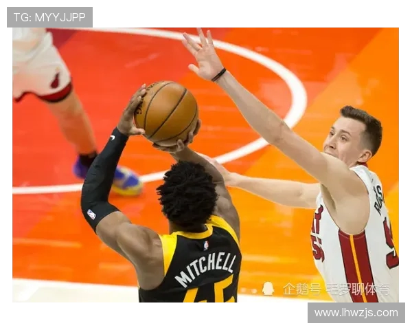 文班亚马新秀赛季表现抢眼场均20分10篮板3盖帽领跑联盟新秀榜 文班亚马新秀赛季表现抢眼场均20分10篮板3盖帽领跑联盟新秀榜